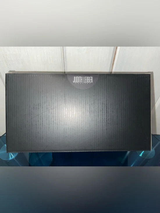 Judith Leiber Couture Champagne/Rainbow Crystal-Embellished Zip Clutch Pouch NWT - Picture 6 of 8